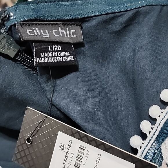 City Chic Fresh Field Floral Off the Shoulder Crop Wide Leg Jumpsuit 18, 20 New - Picture 11 of 13